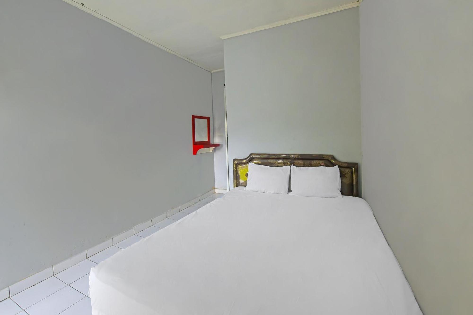 Spot On 91905 Hotel Cipto Arum سيلاكاب المظهر الخارجي الصورة